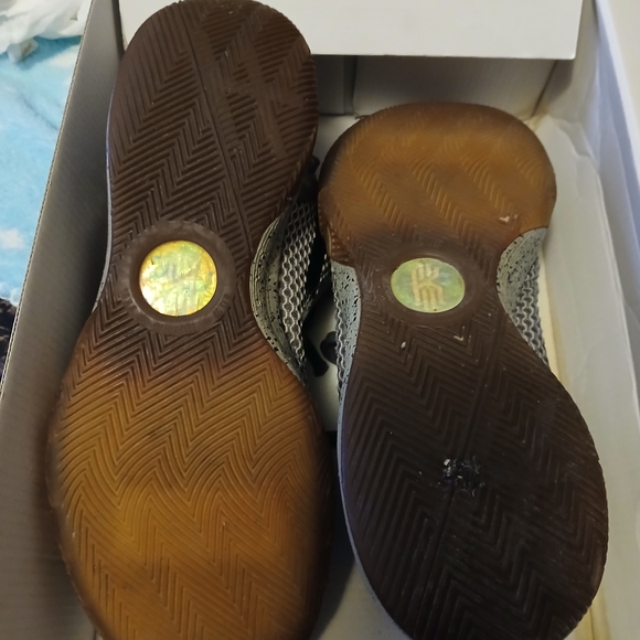 Gray and Black Sneakers with Purple Accent - Picture 3 of 8